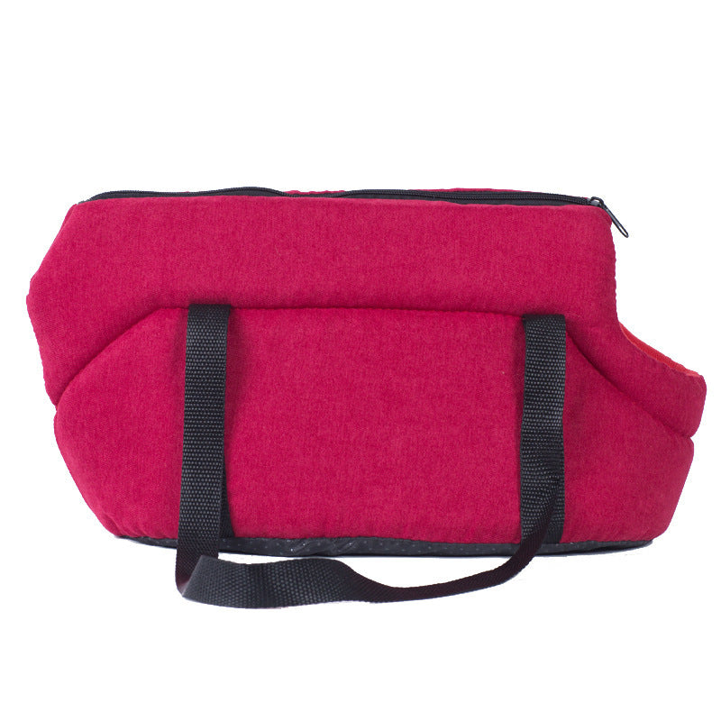 Breathable Pet Travel Bag – Cozy Rides for Small Pets